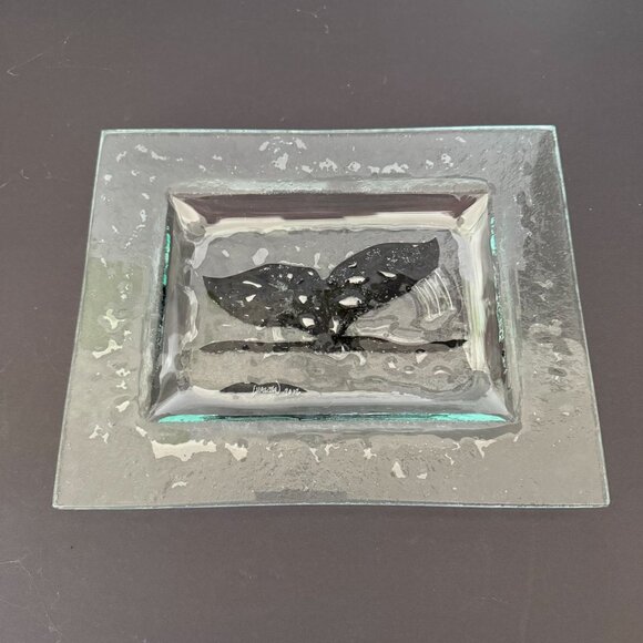 Handcrafted Glass Trinket Plate With Whale Tale Design By Artist Signed 2012 - Picture 1 of 5